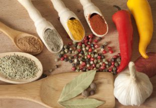 С помощью каких народных средств можно избавиться от глистов?